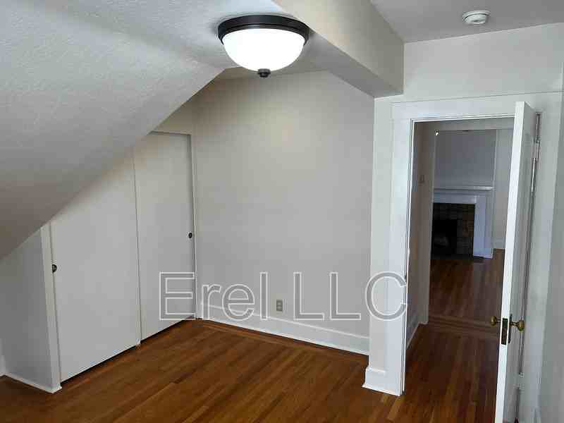 2521 Ashby Ave - Photo 7 of 14