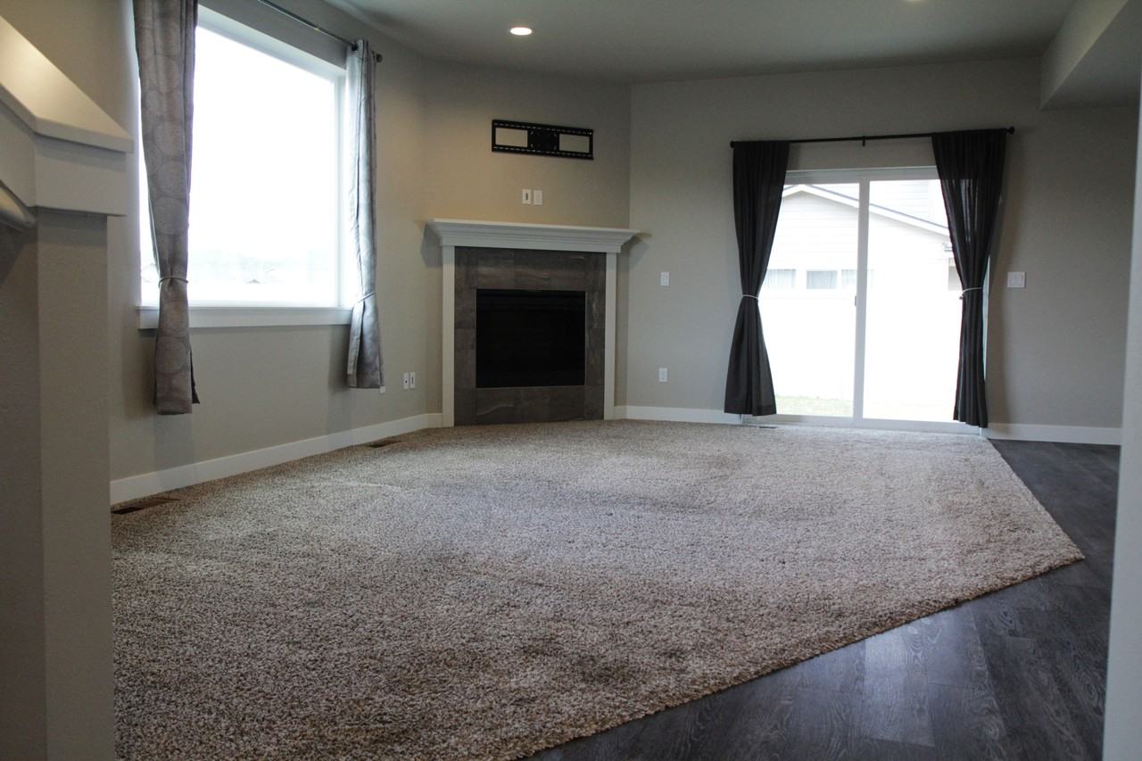 2238 2nd St Se #NA - Photo 4 of 16