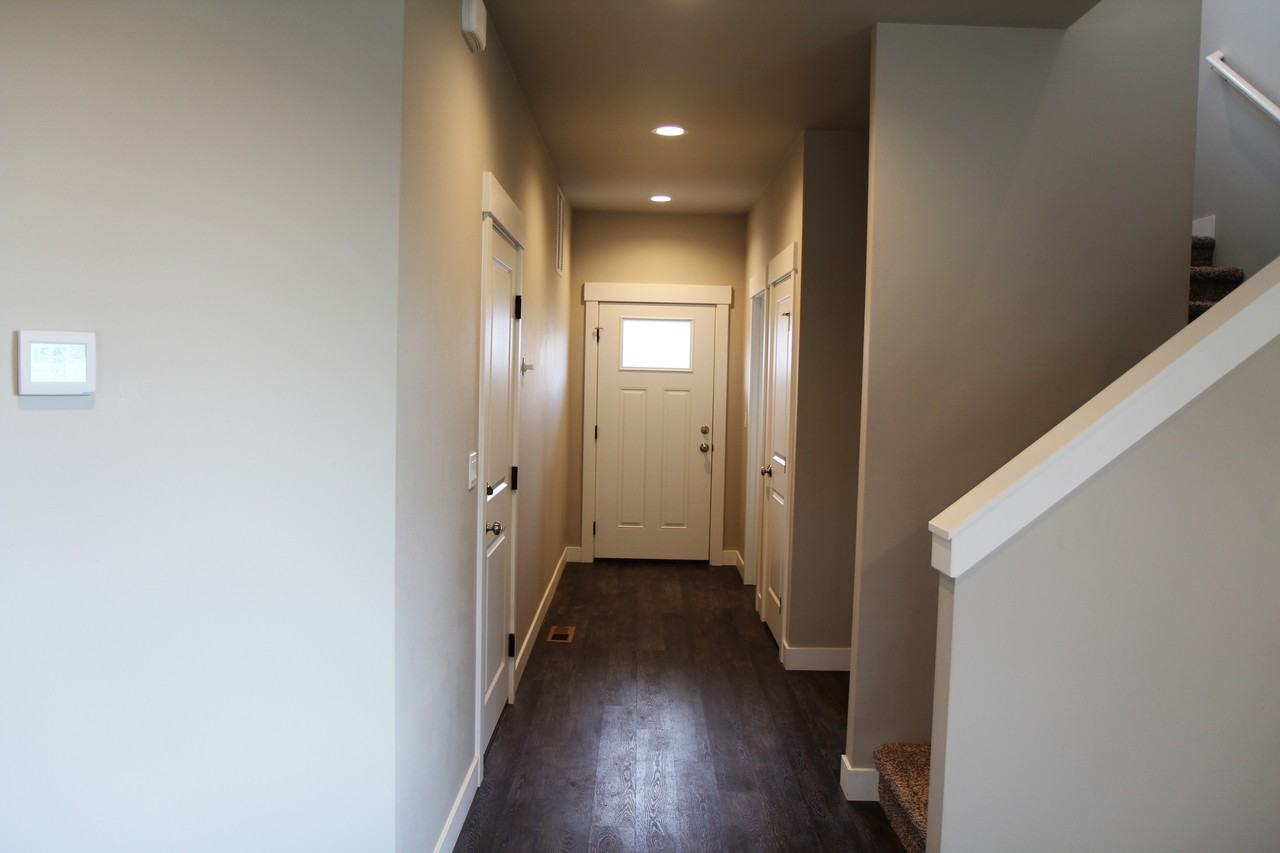 2238 2nd St Se #NA - Photo 7 of 16