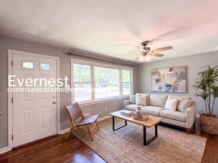 8713 Rhode Island Ave - Photo 5 of 37