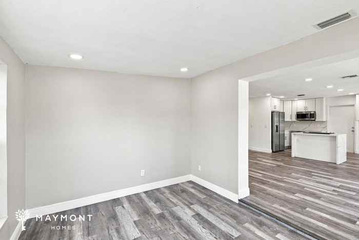 730 Nw 18th St - Photo 6 of 20