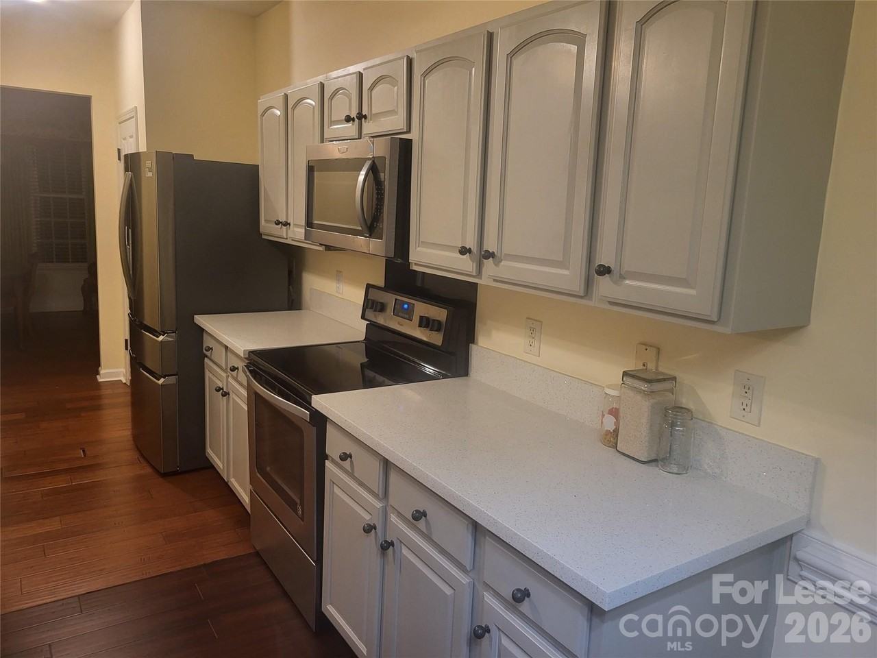 17450 Baldwin Hall Dr - Photo 5 of 32