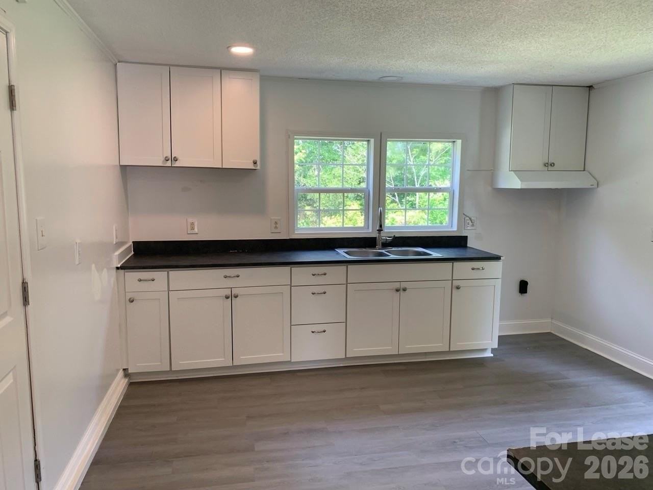 965 Ashby St - Photo 2 of 18