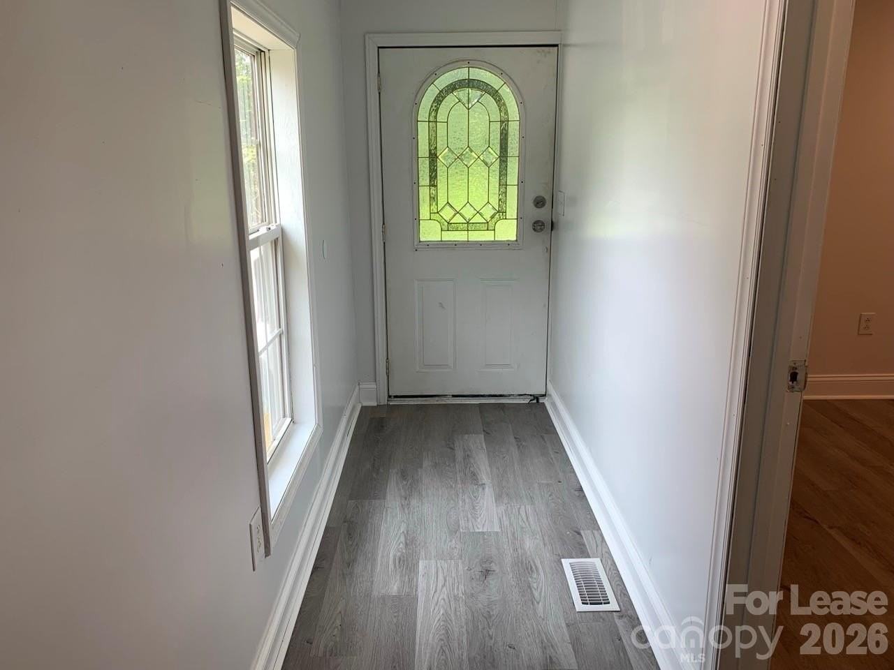 965 Ashby St - Photo 4 of 18