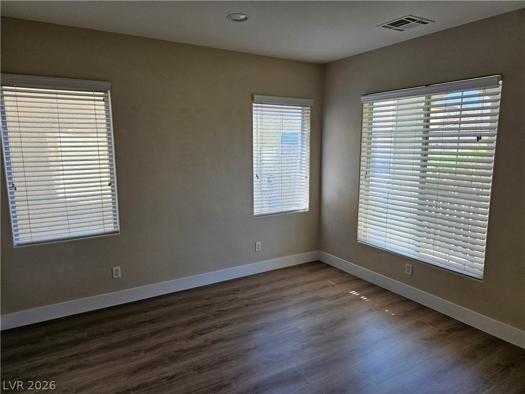 1018 Garnet Ridge Ct - Photo 4 of 18