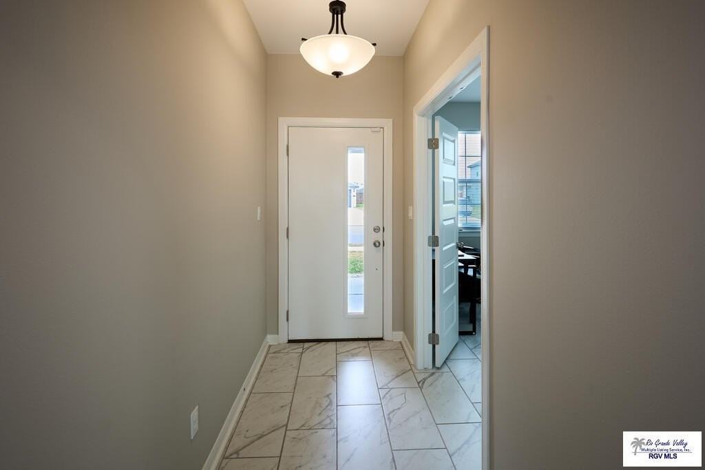 2414 Cove Real Dr - Photo 3 of 22