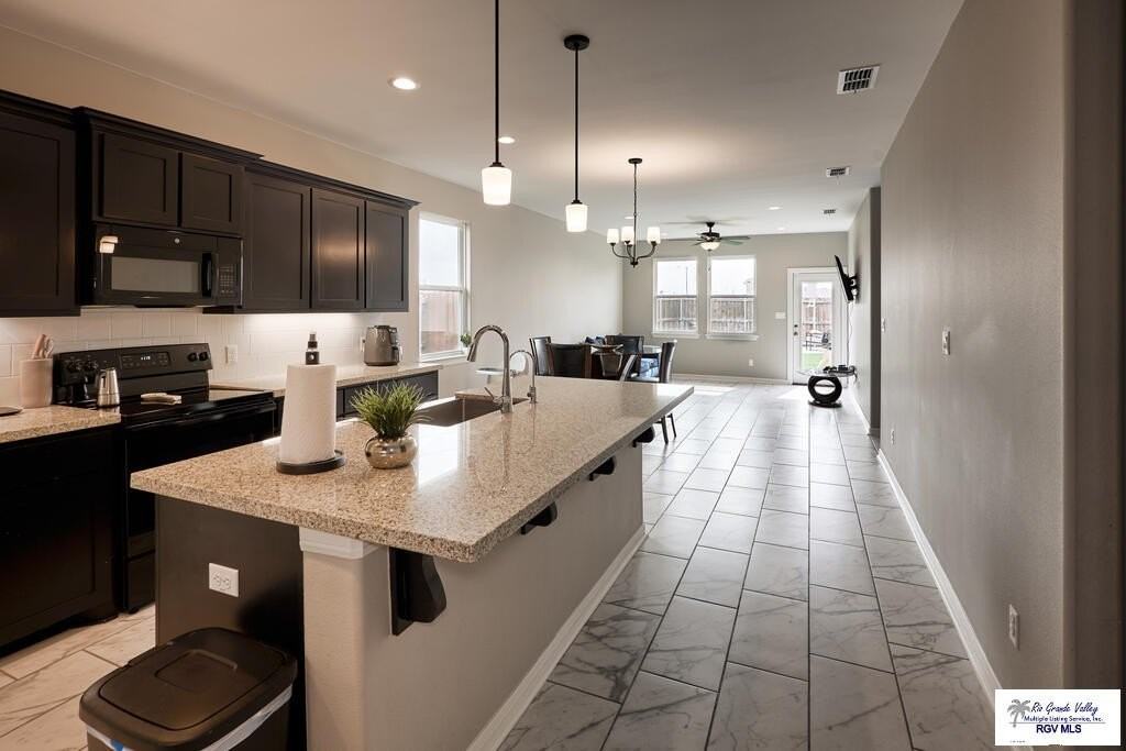 2414 Cove Real Dr - Photo 5 of 22