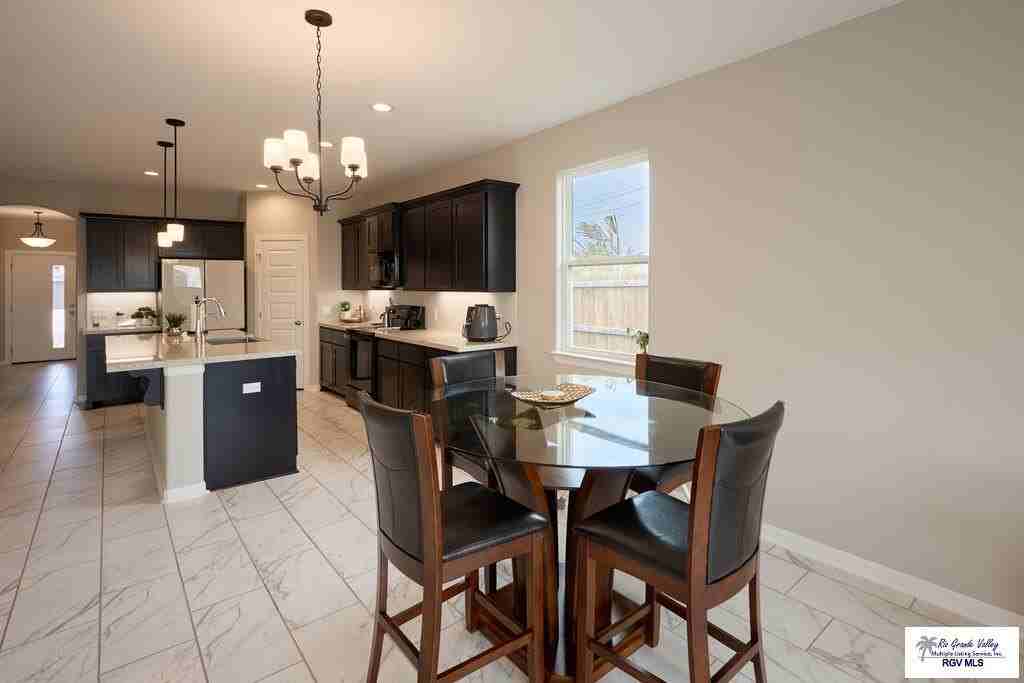 2414 Cove Real Dr - Photo 7 of 22