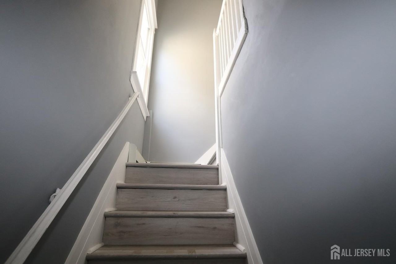 324 Harper Pl #2 - Photo 4 of 21