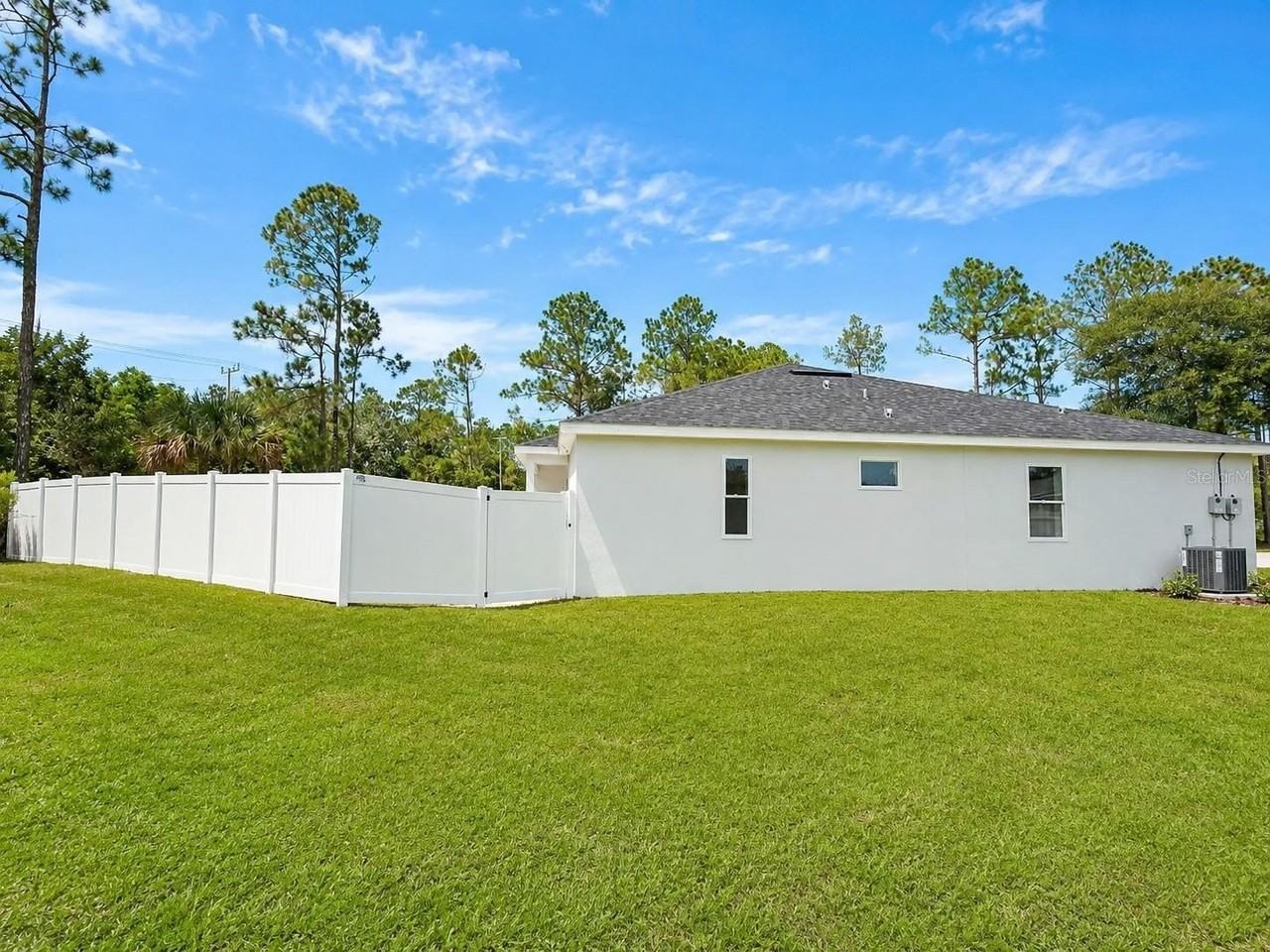 3 Whelan Pl #B - Photo 3 of 24