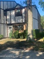 featured image of 63 Apple Dr #63
