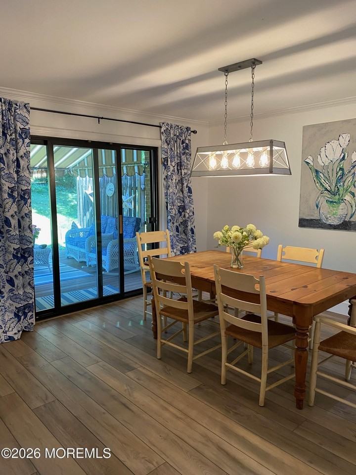 63 Apple Dr #63 - Photo 6 of 10