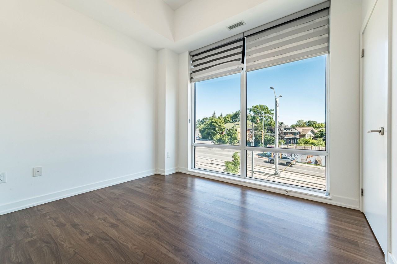 5 Wellington Street South #207 - Photo 7 of 22