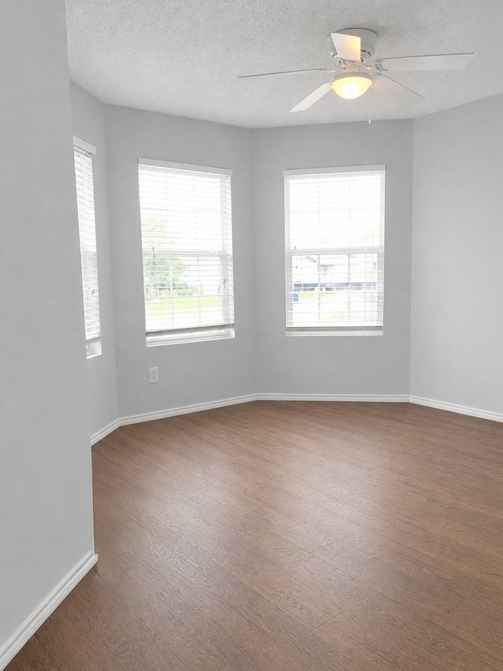 9604 George Washington Dr - Photo 5 of 5