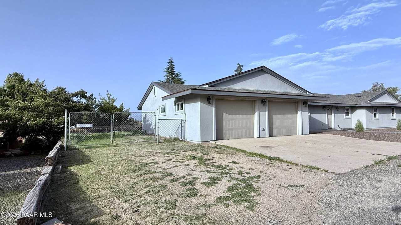 7216 E Grandview Dr - Photo 2 of 50