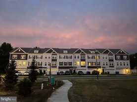 11 Autumn Park Blvd - Photo 1 of 1