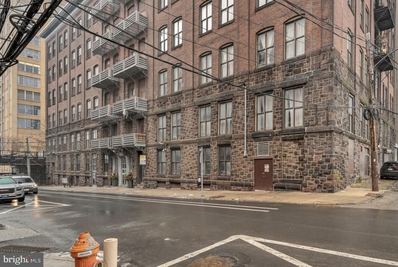 428 N 13th St #3B - Photo 2 of 25