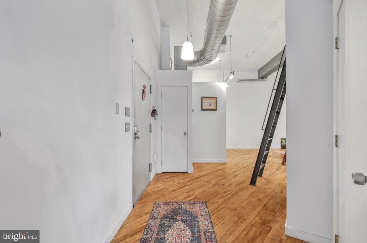 428 N 13th St #3B - Photo 4 of 25