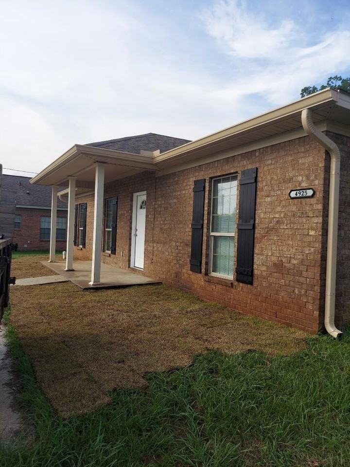 4925 Catahoula Dr - Photo 3 of 20