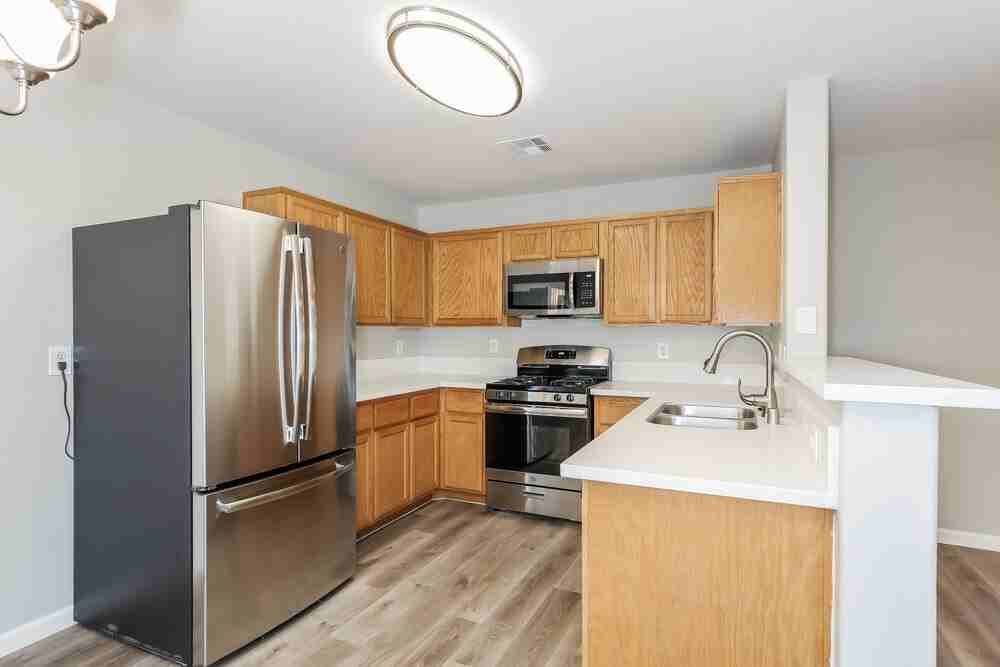 5014 Sapphire Light St - Photo 7 of 17