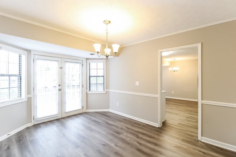 1230 Howard Way - Photo 5 of 17