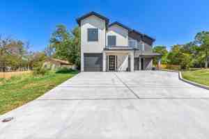 featured image of 1008 E Marble St #B