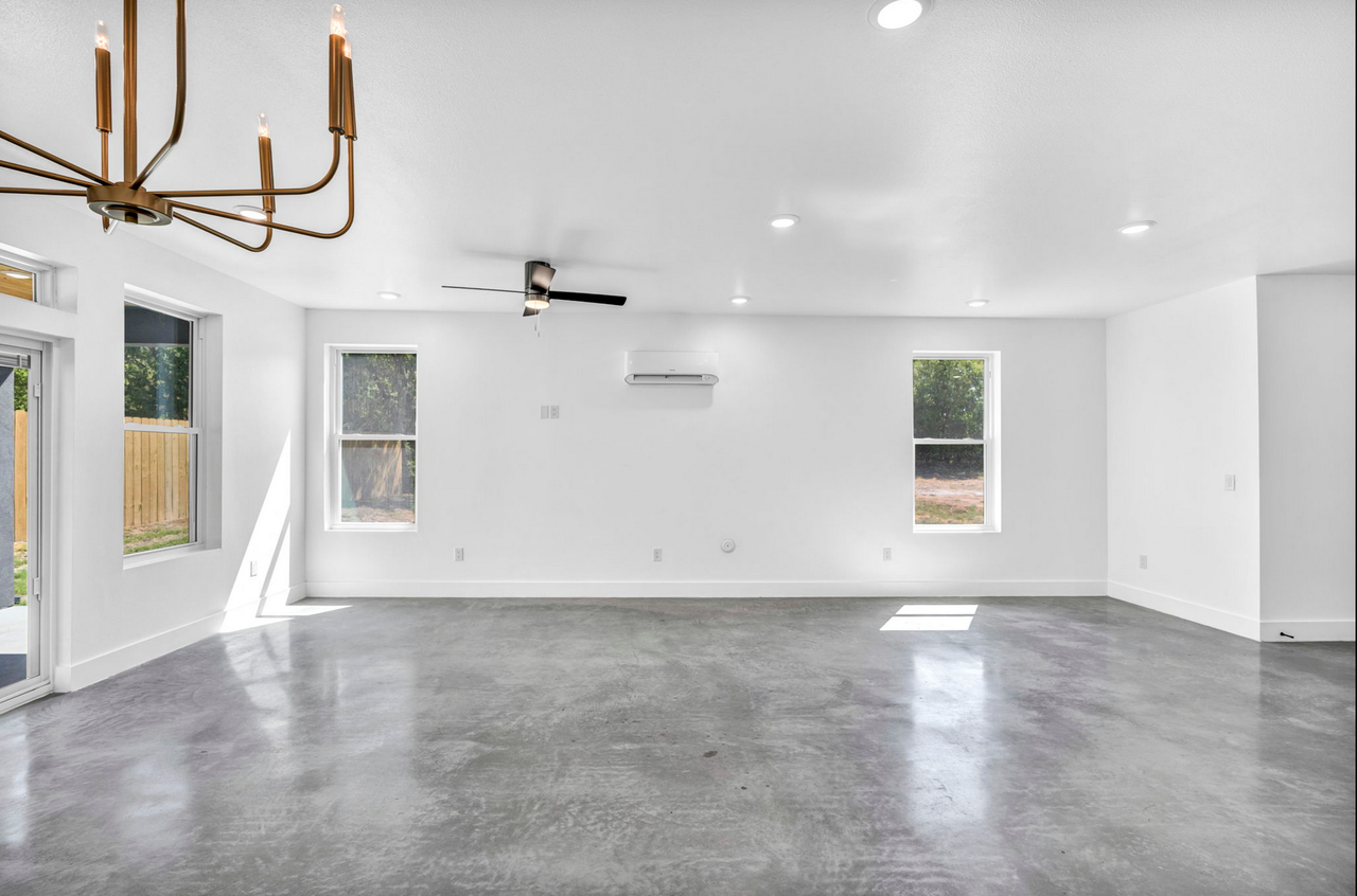 1008 E Marble St #B - Photo 3 of 24