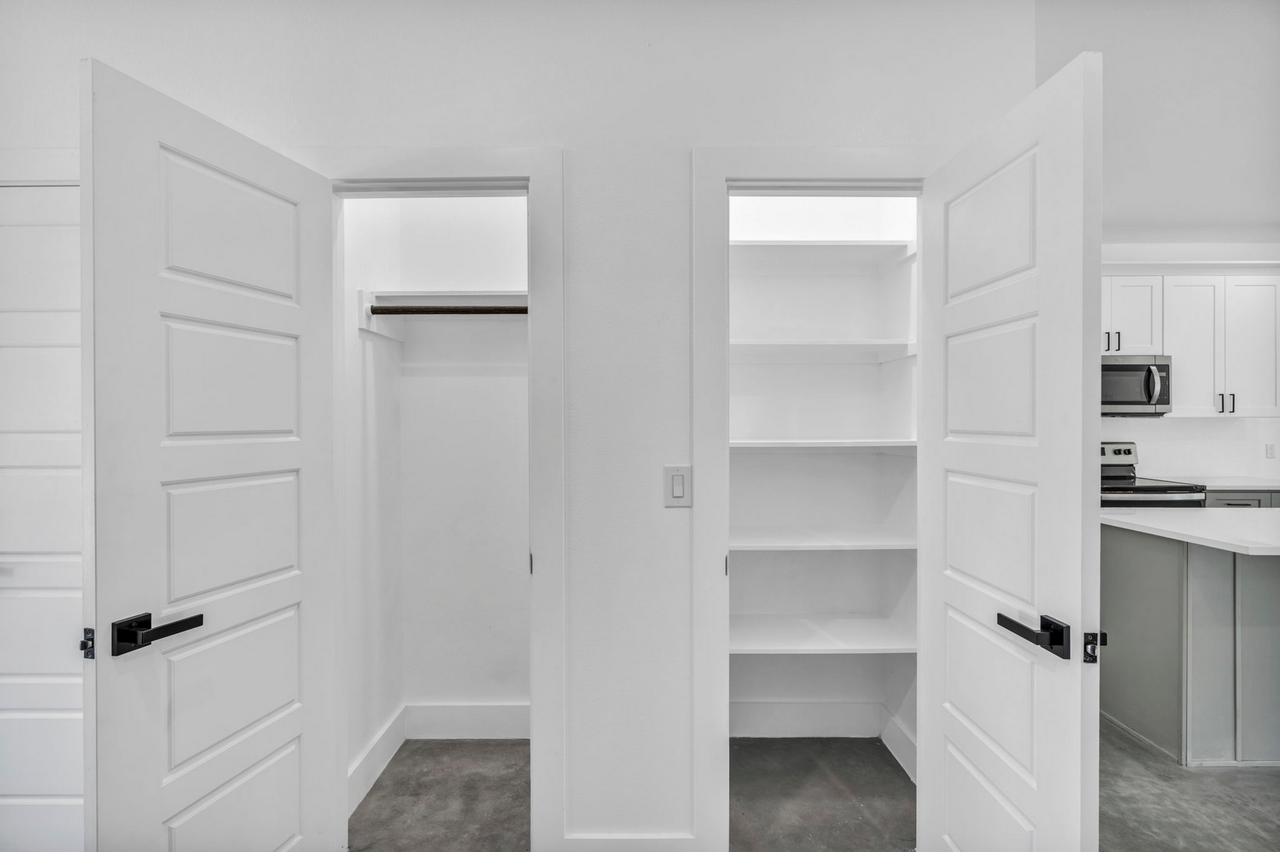 1008 E Marble St #B - Photo 7 of 24