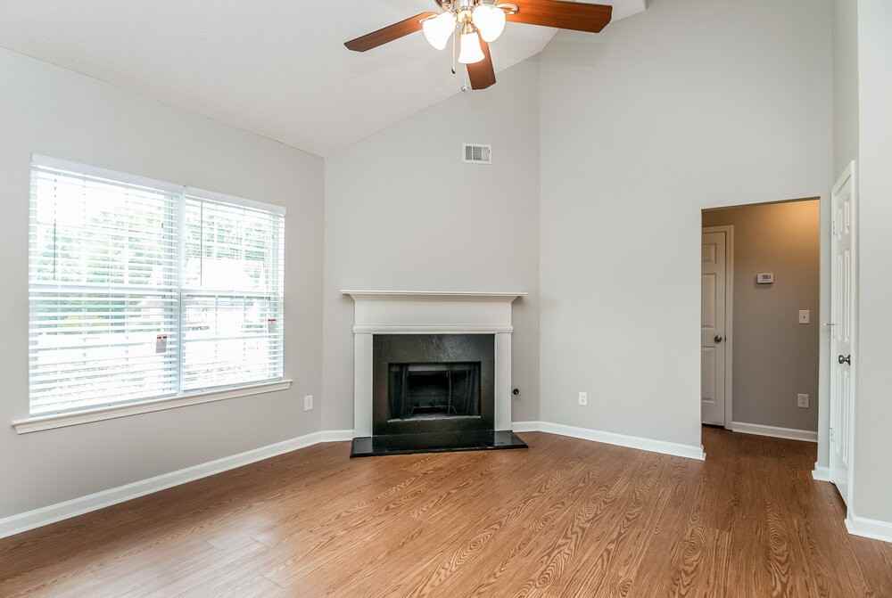 838 White Dove Dr - Photo 4 of 18