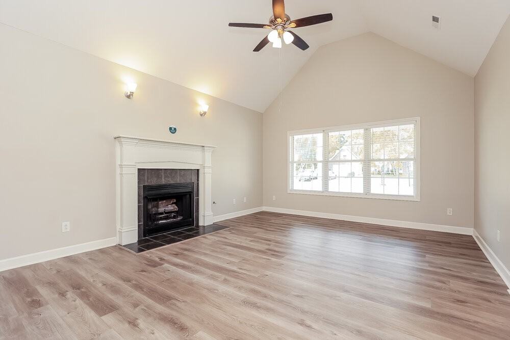 832 Hammersmith Dr - Photo 3 of 16