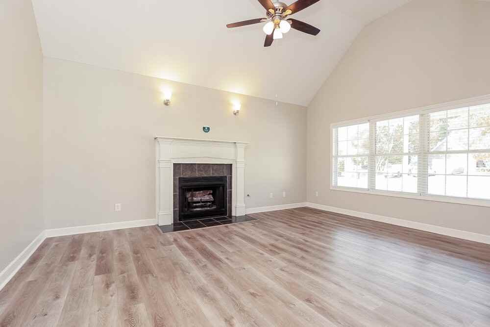 832 Hammersmith Dr - Photo 4 of 16