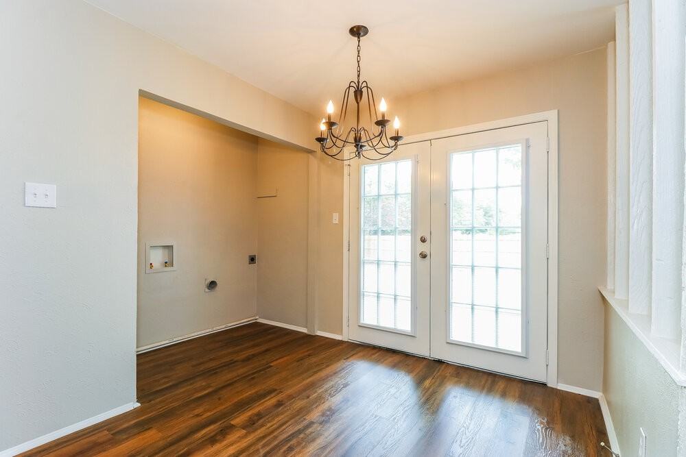 3805 Bee Tree Ln - Photo 5 of 15