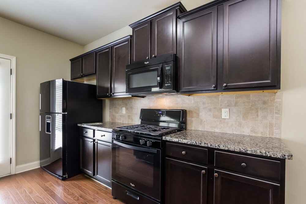 1415 Kilchis Falls Way - Photo 5 of 15