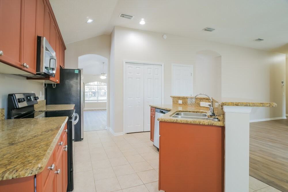1728 Windover Pl - Photo 6 of 16