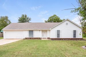 featured image of 7327 Mallard Creek Dr