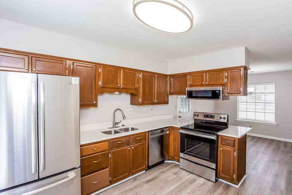 7327 Mallard Creek Dr - Photo 7 of 16