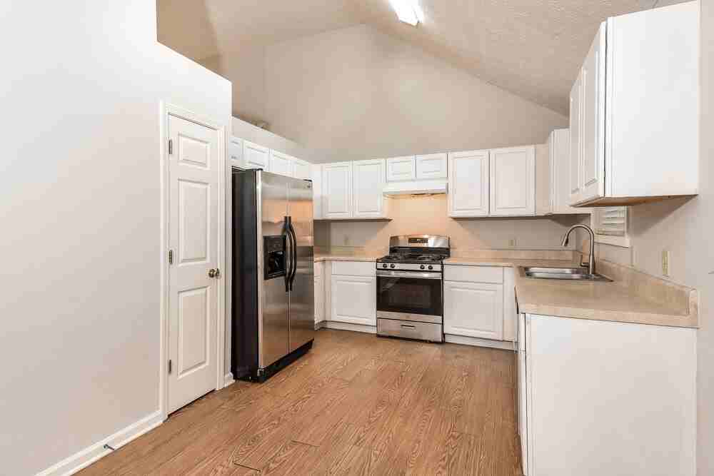 4208 Morning Dew Dr - Photo 6 of 17