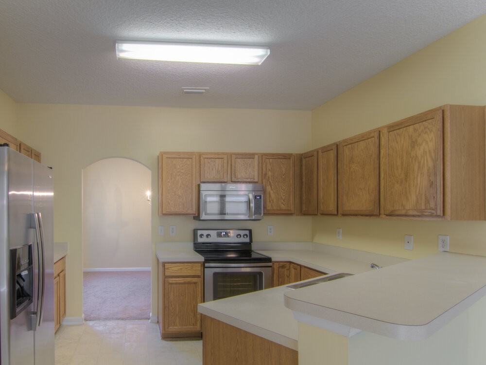 2509 Victoria Point Dr - Photo 4 of 17