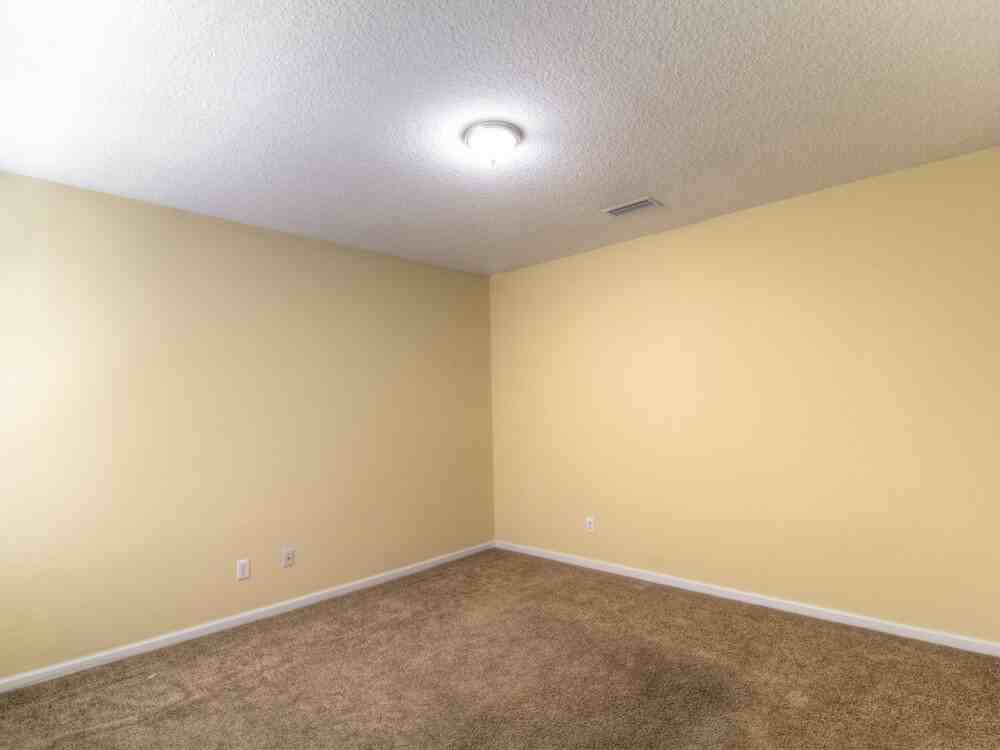 2509 Victoria Point Dr - Photo 7 of 17