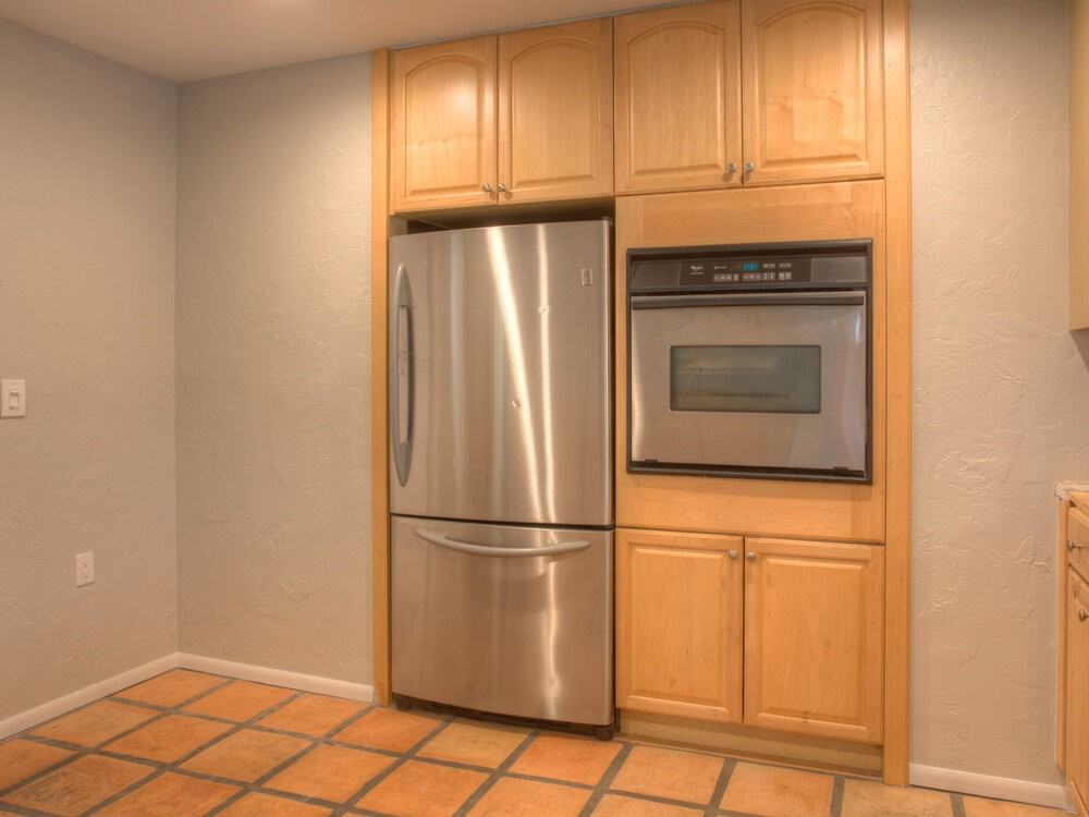 9506 Burlington Pl - Photo 5 of 25