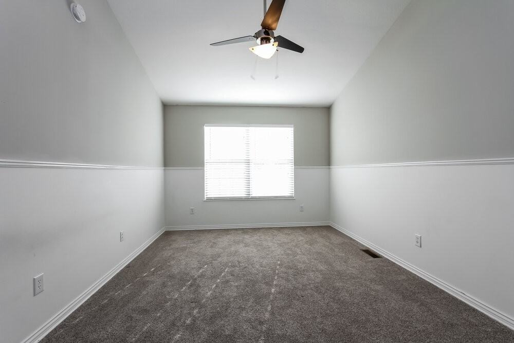 1802 Turning Leaf Dr - Photo 7 of 15