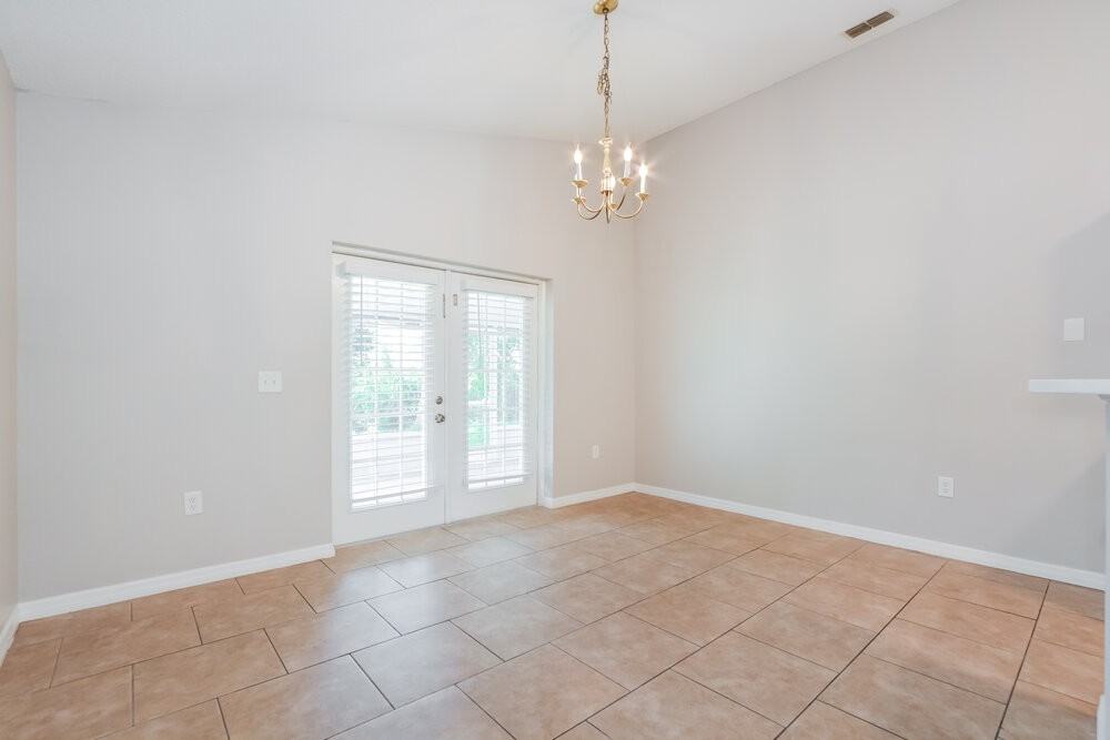 7741 Fort Sumter Dr - Photo 5 of 16