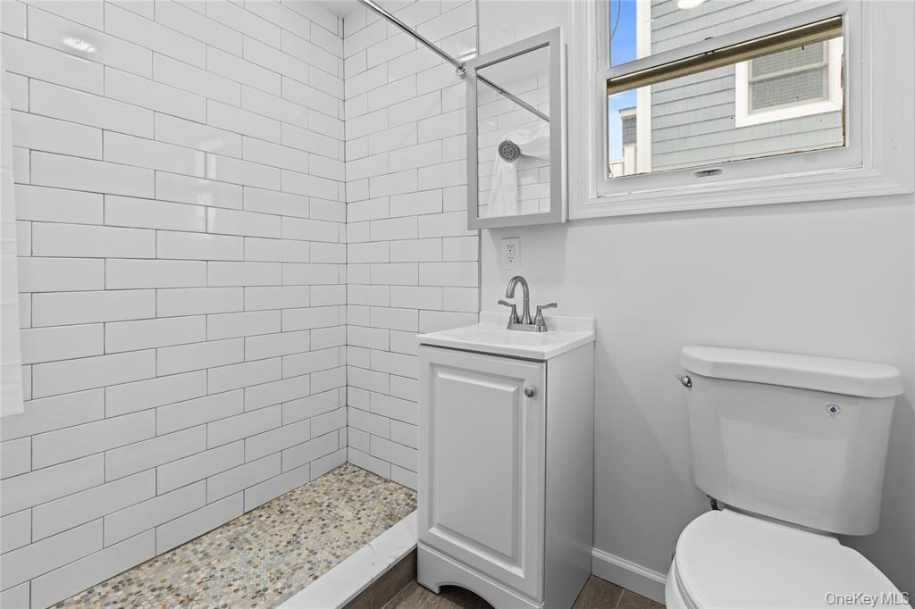 43 Virginia Avenue - Photo 5 of 13