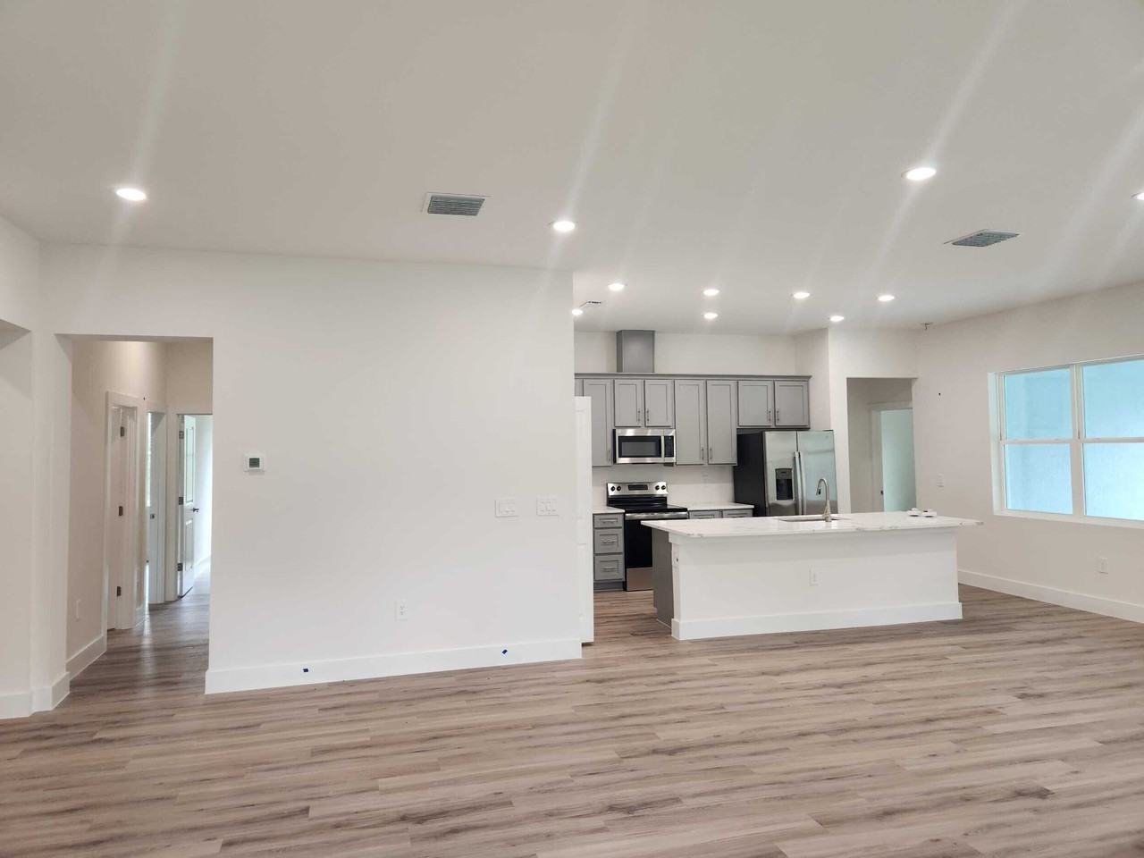49 Lone Pine Street - Photo 5 of 24