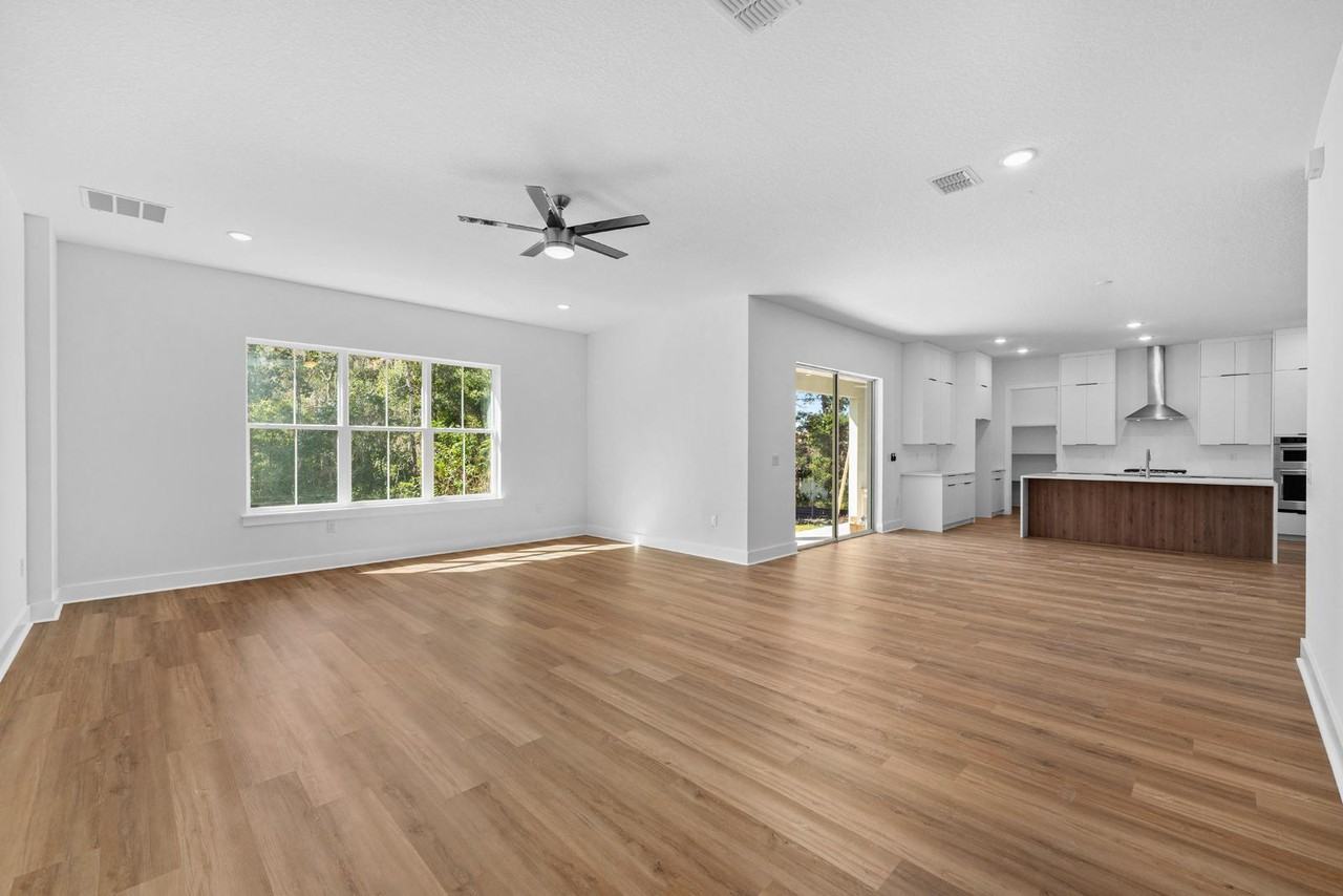 6622 Summit View Drive - Photo 7 of 21