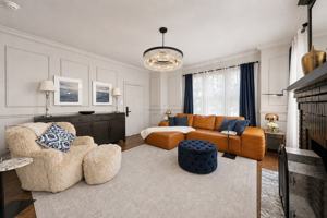 featured image of 4902 Worth St