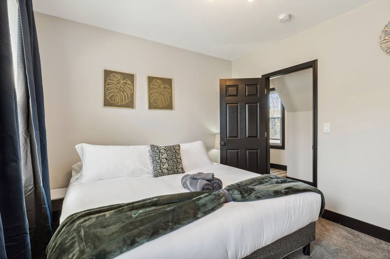 2294 E 86th St #1593879P - Photo 7 of 28