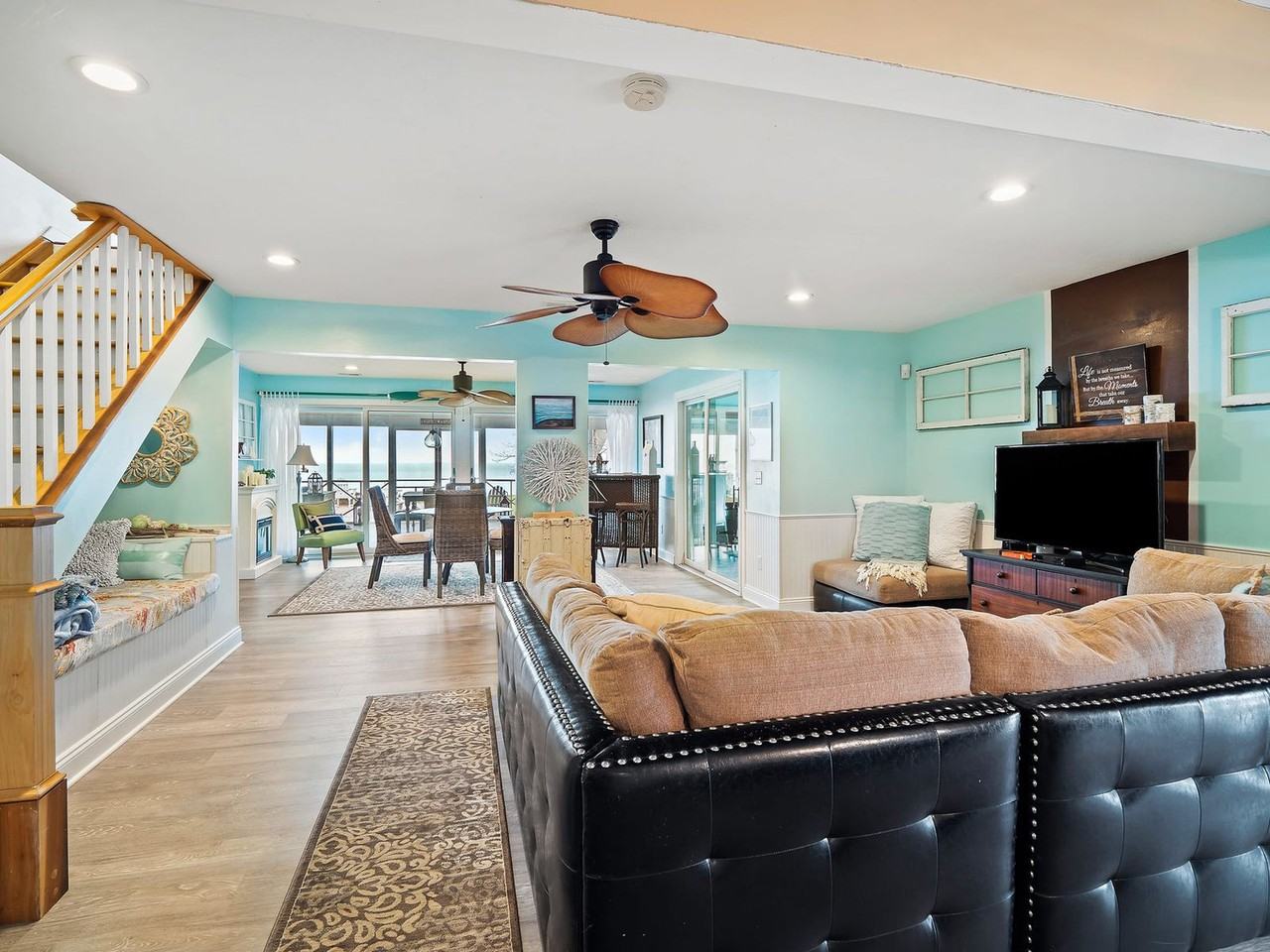 6209 Oakwood Beach Drive #1593908P - Photo 2 of 30