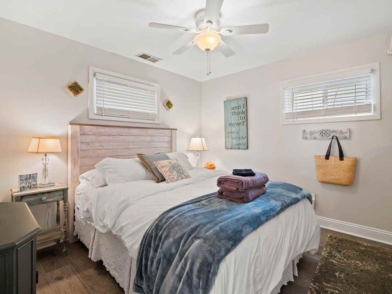 6209 Oakwood Beach Drive #1593908P - Photo 5 of 30