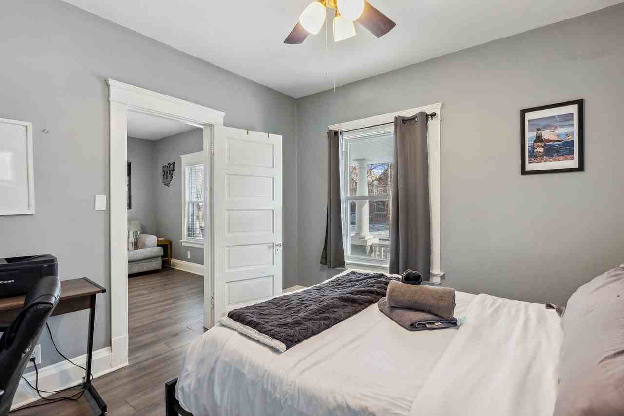1626 Ridgewood Avenue - Photo 5 of 17
